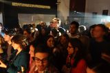 die Bar ist voll